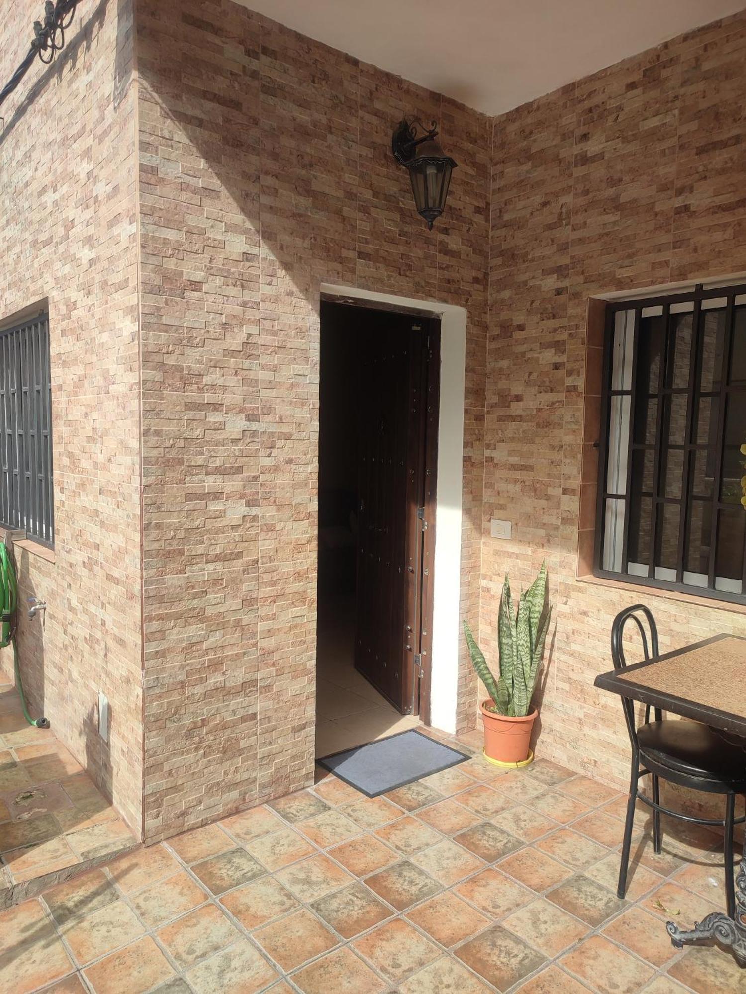 Apartament Matrimonial En Casa Compartida *